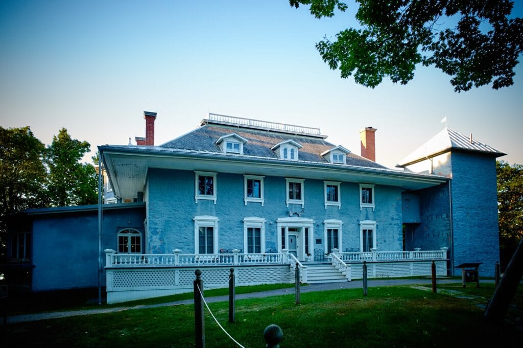 Papineau Manor National Historic Site